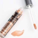 the balm iluminador 2-min